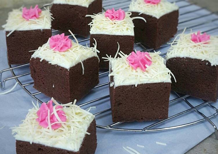 Brownies kukus putih telur