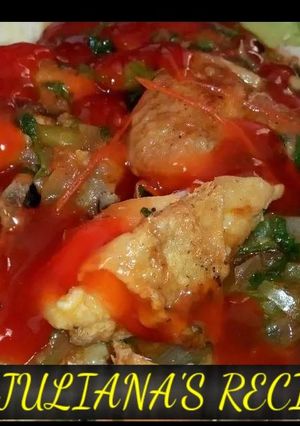 A picture of Chicken in sauce.