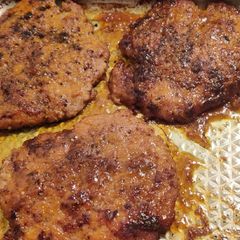 A picture of Honey mustard and garlic cubed pork chops.