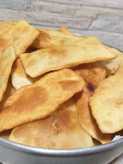 Una foto de Cuerito (torta frita)