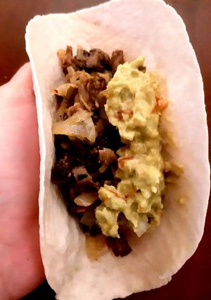 Una foto de Tacos de costeleta 🍖