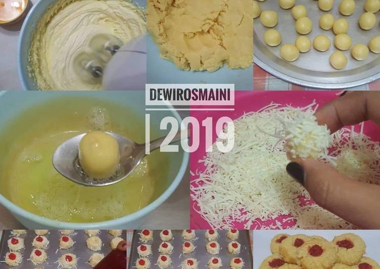 Resep Thumbprint Crunchy Stroberry Cookies, Sempurna