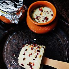 A picture of Lauki ki kulfi.