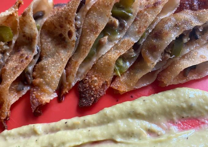 Vegan Philly βCheesesteakβ Fried Wontons With Creamy Avocado Sauce π₯ (πΏππππ π±ππππ πΌπππππΏ)