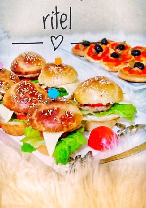 صورة لوصفة ميني برغر بالفرن فمول المادلان خفيف ريشة 🍔🍔