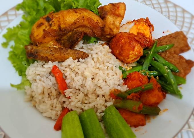 Resep Nasi Liwet Oleh Yuliana Law Cookpad