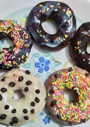 A picture of Chocolate Colouful DONUTS.