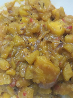 A picture of Half-ripe plantain porriage.