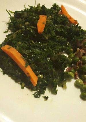 A picture of Veges with crispy peas.