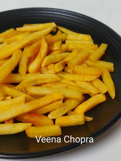 फ्रेंच फ्राइज (french fries recipe in Hindi) रेसिपी मुख्य फोटो