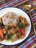 🧑🏽‍🍳🧑🏼‍🍳Chicken Oyster Sauce Recipe • Thai Style • Gai Phad Nam Mon Hoi |ThaiChef Food