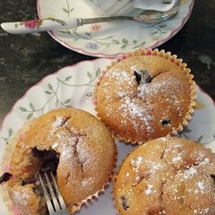 A picture of Blueberry and banana muffins.