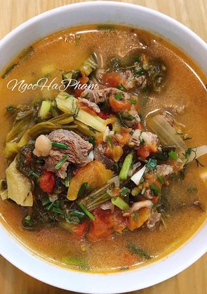 Hình của món Canh bò dưa chua.