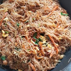 Malaysian Mee Hoon Goreng A picture of Malaysian Mee Hoon Goreng.