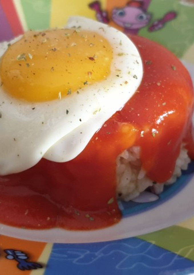 Una foto de Arroz a la cubana
