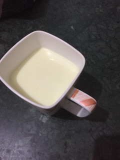 हल्दी वाला दूध (haldi wala doodh recipe in Hindi) रेसिपी मुख्य फोटो