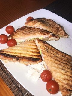 Una foto de Sándwich caliente 🥪