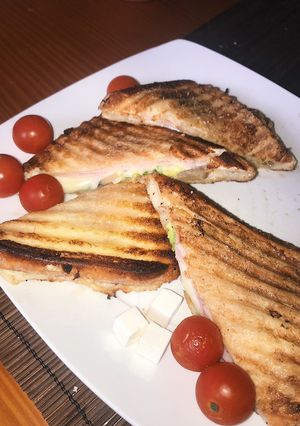 Una foto de Sándwich caliente 🥪