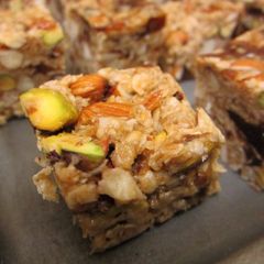 A picture of Healthy No-Bake Oatmeal, Dates And Assorted Nuts Energy Bars.