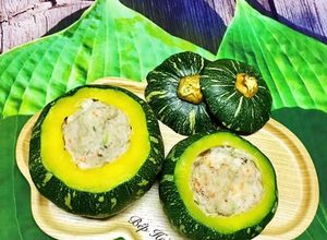 Hình của món Bí Đỏ Nhật Hấp Tôm Mọc.