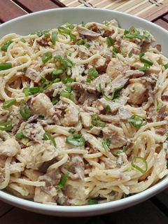 Vargányás-csirkés spagetti recept fotója