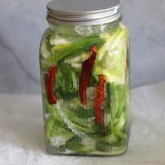 Fermented spring onions and cabbage Thai style 🥬🌶 A picture of Fermented spring onions and cabbage Thai style 🥬🌶.
