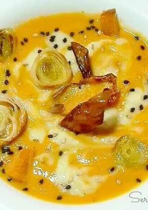 Foto di Vellutata zucca e porri