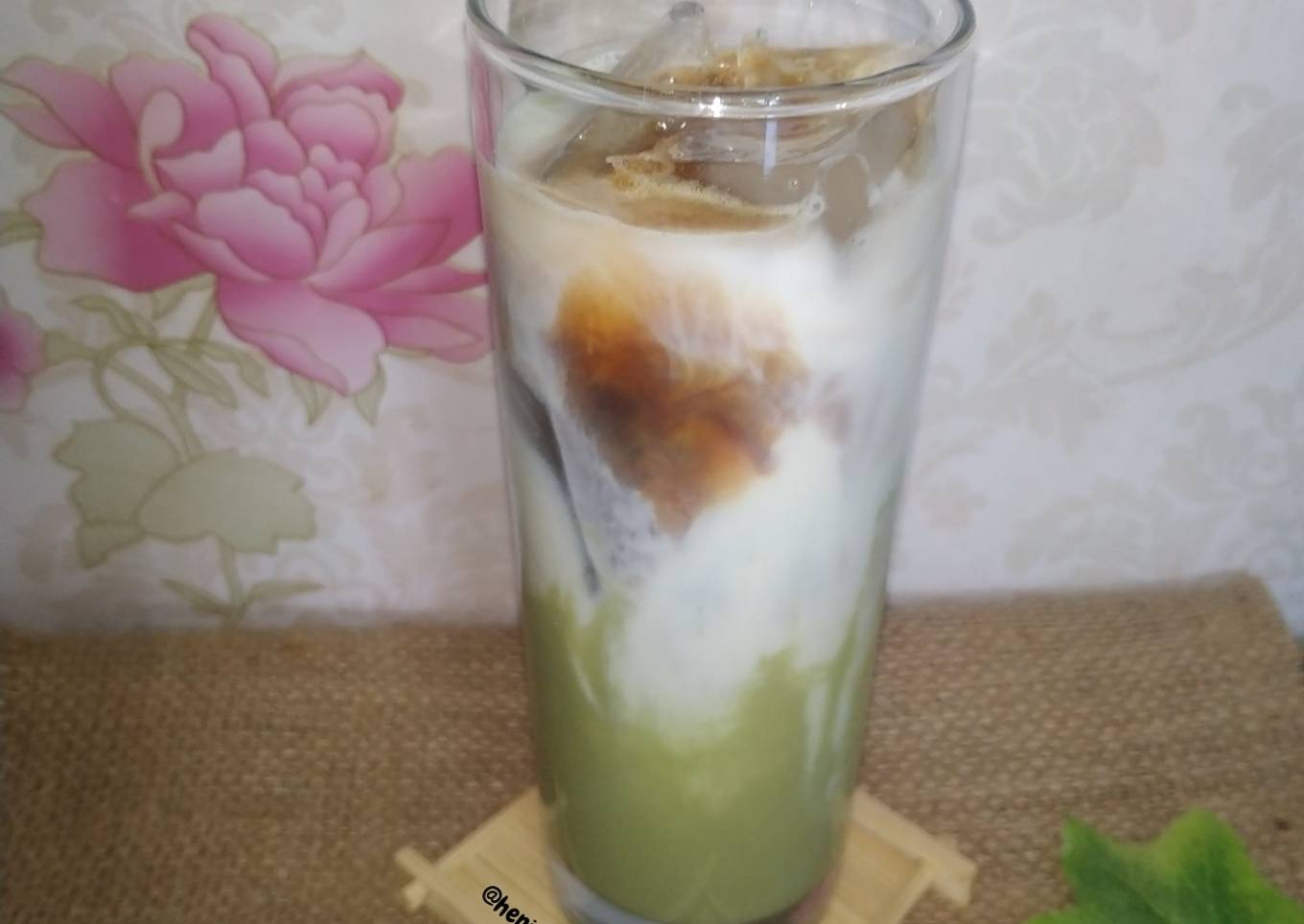 133. Matcha Milk Coffee Ice