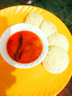 A picture of Idli sambhar.