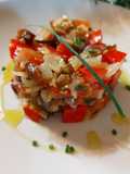 Tartare di pomodorini cipolle e datteri
