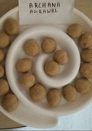 A picture of Wheat flour dry fruits Laddu.