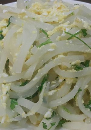 Hình của món Củ cải xào trứng.