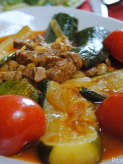 عکسی از دستور خورشت کدو سبز