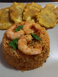 Una foto de Arroz de langostinos