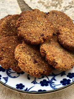 A picture of Breakfast cookies.