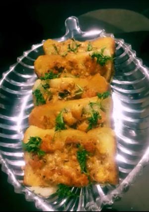 A picture of Chicken Sandwich Bites.