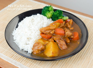 日式咖哩飯 【新手料理】 的食譜成品照片