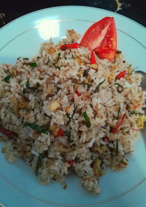 Foto resep Nasi Goreng Iris Daun Jeruk Simple