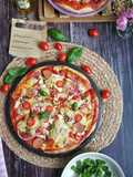 Simple Pizza Pasti Jadi