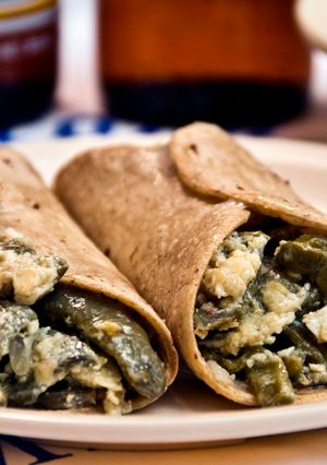 Una foto de Taco de Nopales con Huevo