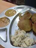 Palak peas puri, chana dal,panner