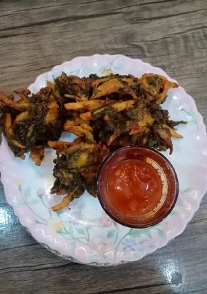 A picture of Palak k pakore.