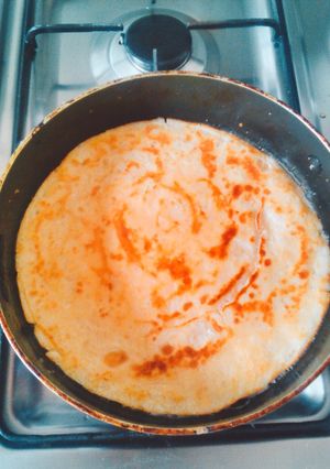 A picture of Fried Eggs​ with Milk.
