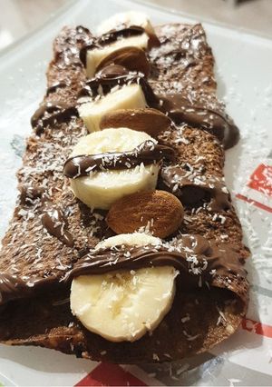 Une photo de Omelette banane cacao