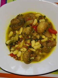 Una foto de Champiñones con judías blancas