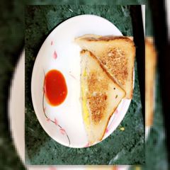 A picture of Aloo sandwich.