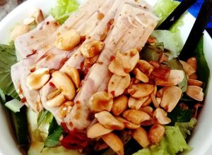 Hình của món Bún chả nước tương.