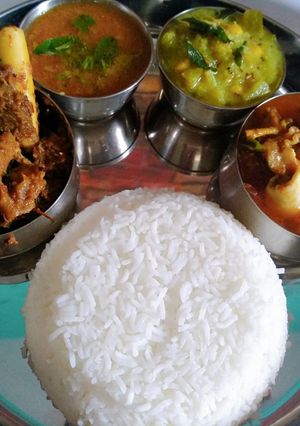 A picture of Chettinad mutton gravy.