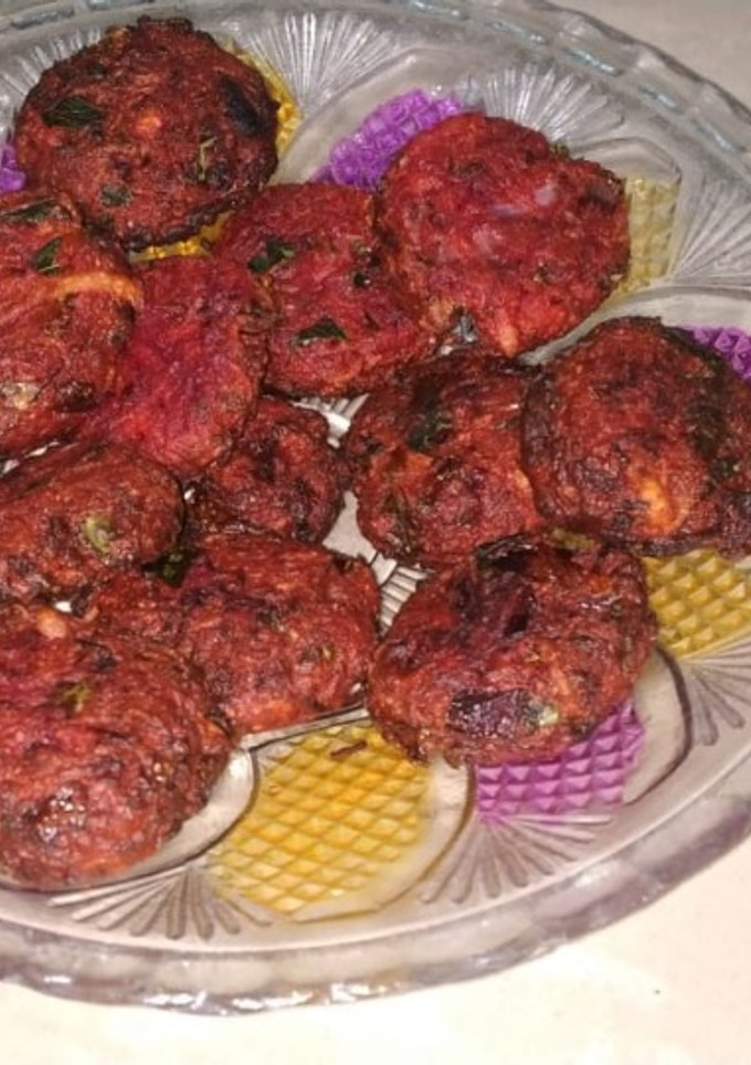 கேரட் பீட்ரூட் உருளை கிழங்கு வடை செய்முறை முக்கிய புகைப்படம்