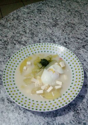 Una foto de Sopa verde peruano